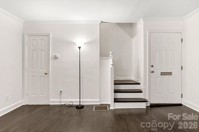 212 Wakefield Drive A, Charlotte, NC 28209