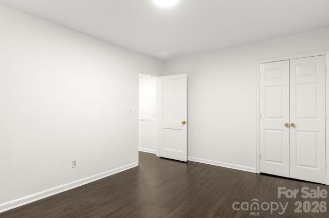 212 Wakefield Drive A, Charlotte, NC 28209
