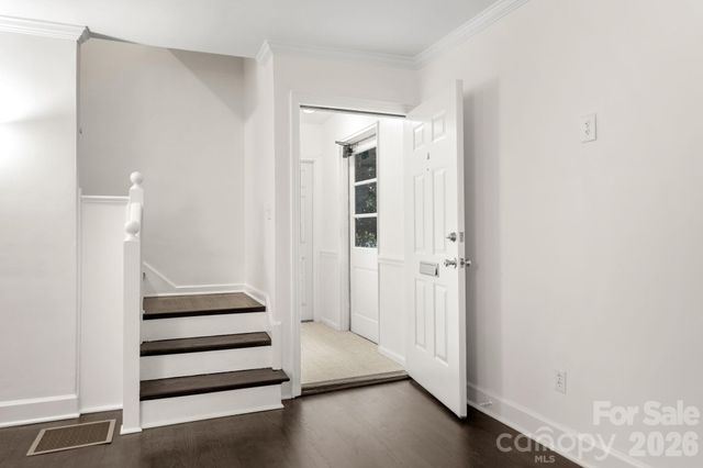 212 Wakefield Drive A, Charlotte, NC 28209