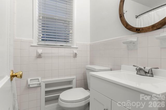 212 Wakefield Drive A, Charlotte, NC 28209