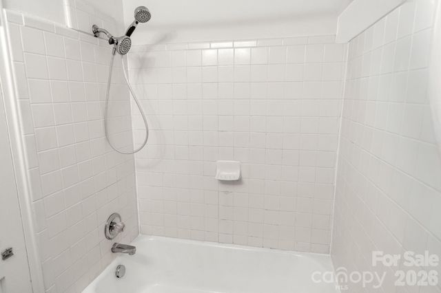 212 Wakefield Drive A, Charlotte, NC 28209