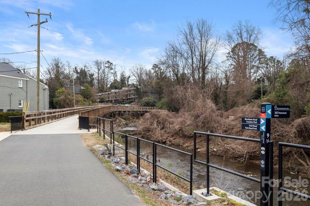 212 Wakefield Drive A, Charlotte, NC 28209