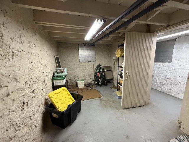 1323 13TH AVENUE, Menominee, MI 49858