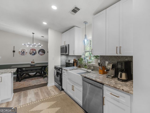 70 Charlotte Boulevard, Stockbridge, GA 30281