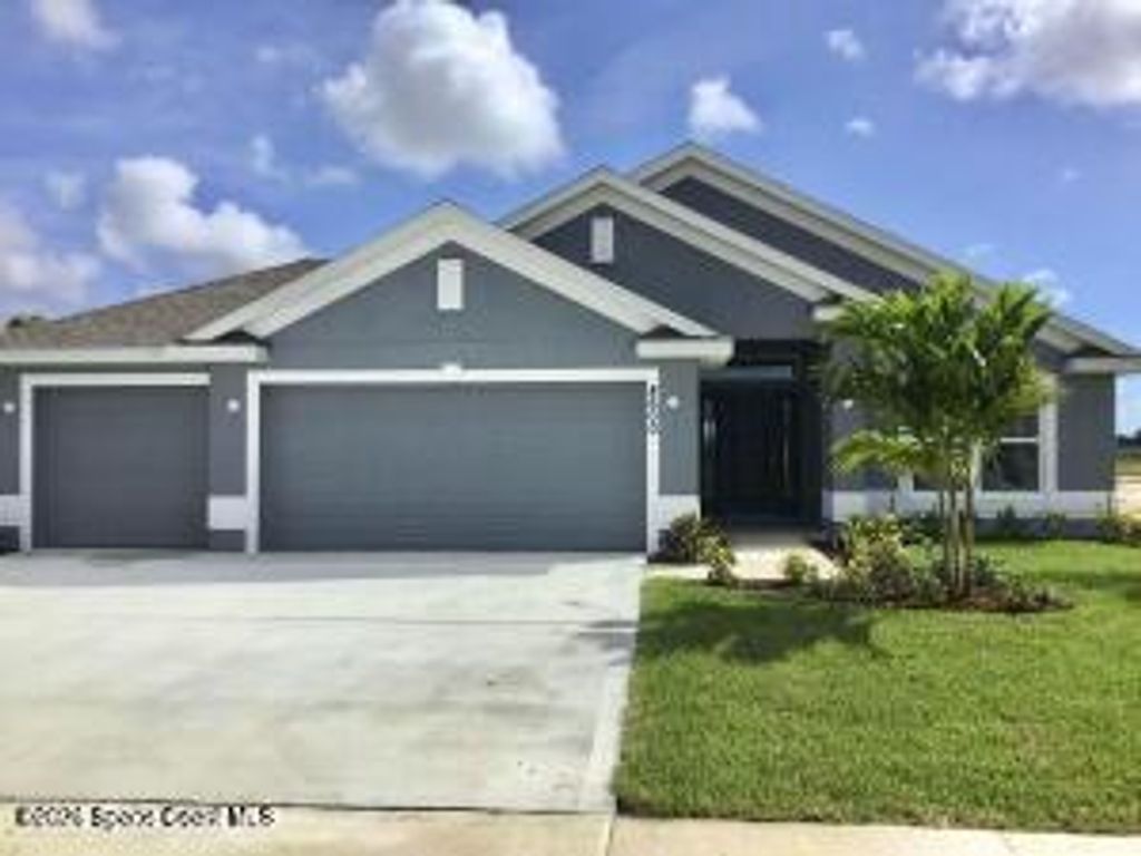 210 Edgevale Road SE, Palm Bay, FL 32909