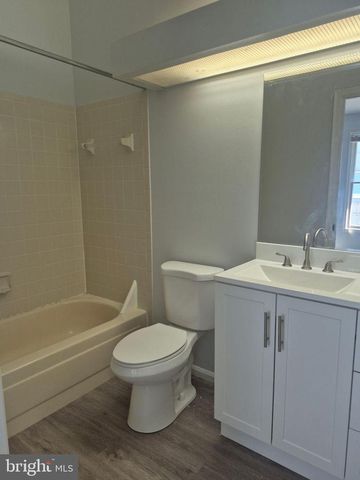 5035 9TH ST S, Arlington, VA 22204