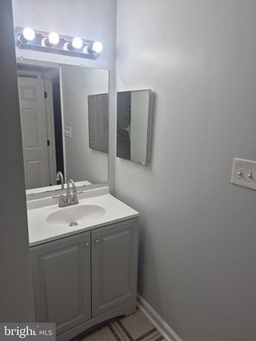 5035 9TH ST S, Arlington, VA 22204