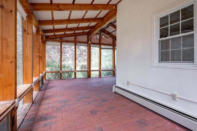 54 Towle Road, Chester, NH 03036