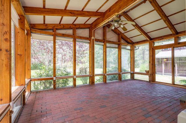54 Towle Road, Chester, NH 03036