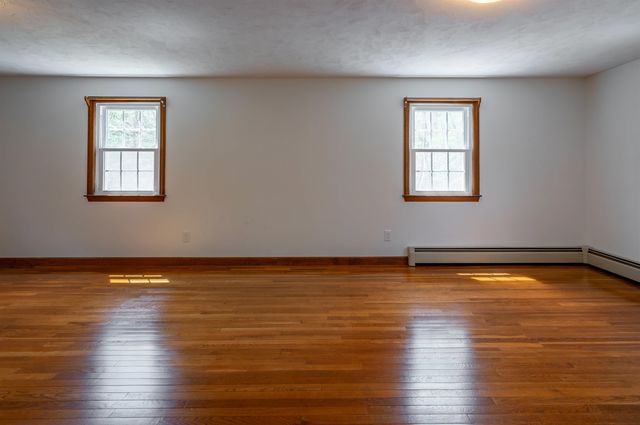 54 Towle Road, Chester, NH 03036