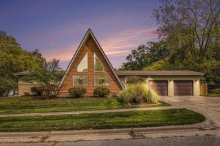 1759 Briarcliff Drive, Grand Rapids, MI 49505