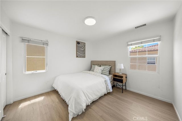 102 Chantilly, Irvine, CA 92620