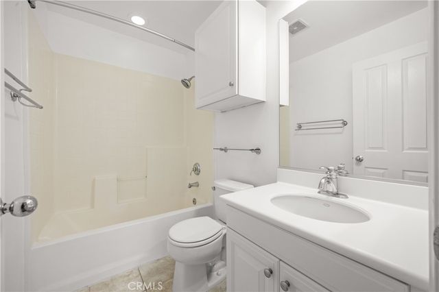 102 Chantilly, Irvine, CA 92620