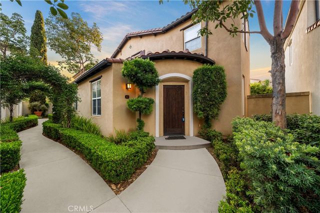 102 Chantilly, Irvine, CA 92620
