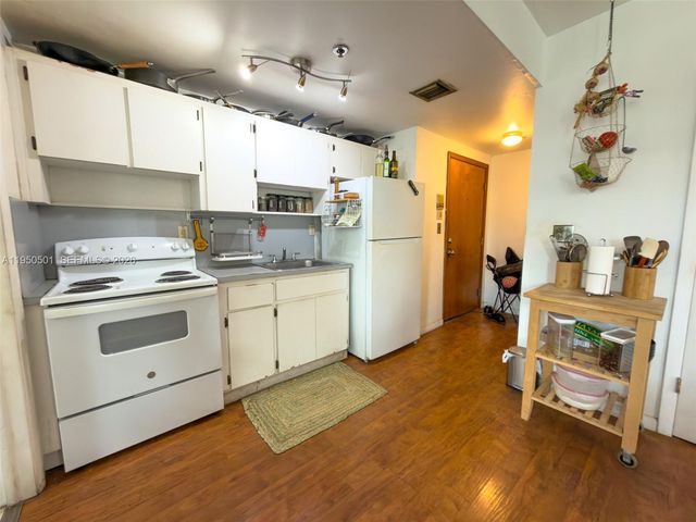 802 Euclid Ave 301, Miami Beach, FL 33139