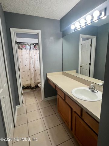 1545 VINELAND Circle B, Fleming Island, FL 32003