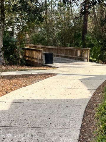 1545 VINELAND Circle B, Fleming Island, FL 32003