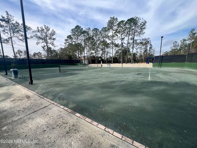 1545 VINELAND Circle B, Fleming Island, FL 32003