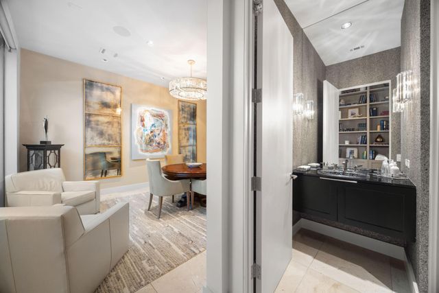 2114 Potomac Drive A, Houston, TX 77057