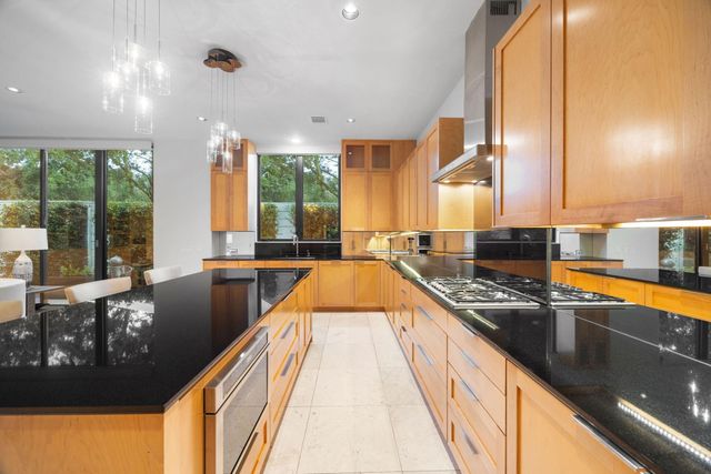 2114 Potomac Drive A, Houston, TX 77057