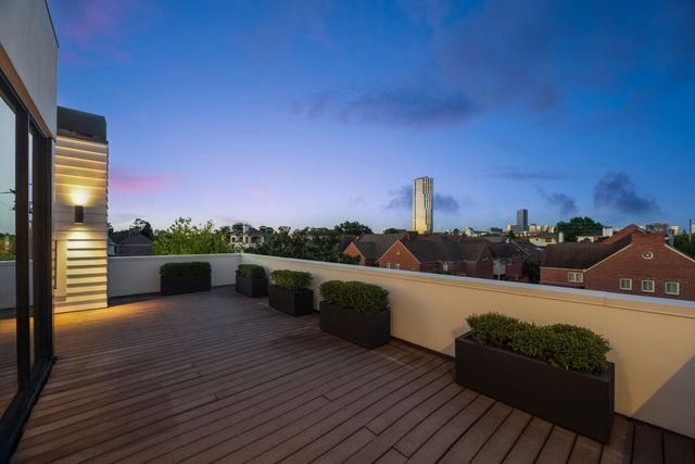 2114 Potomac Drive A, Houston, TX 77057