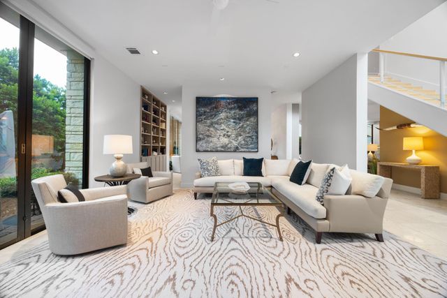 2114 Potomac Drive A, Houston, TX 77057