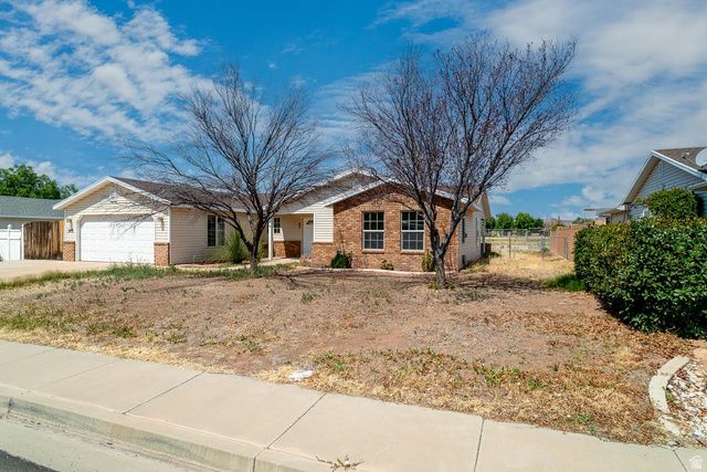 145 N 380 W, La Verkin, UT 84745