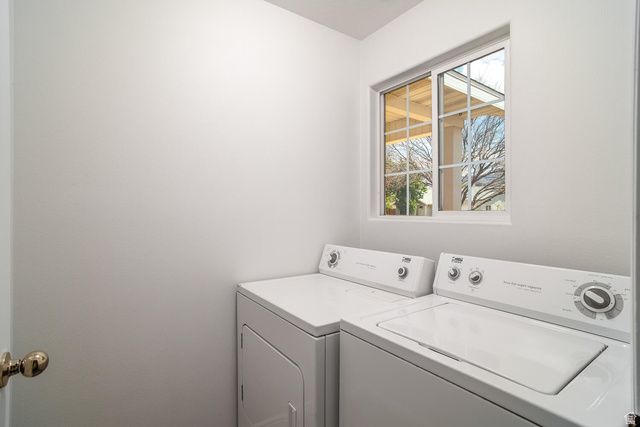 145 N 380 W, La Verkin, UT 84745