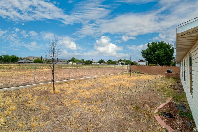 145 N 380 W, La Verkin, UT 84745