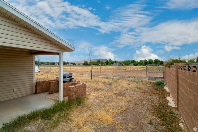 145 N 380 W, La Verkin, UT 84745