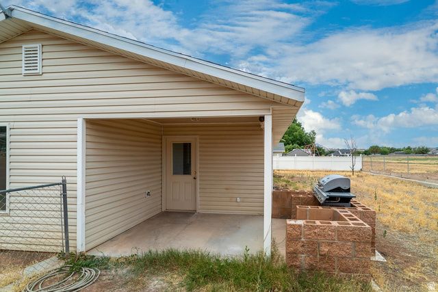 145 N 380 W, La Verkin, UT 84745