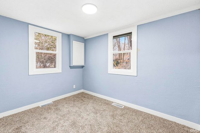 55345 Hollywood Boulevard, South Bend, IN 46628