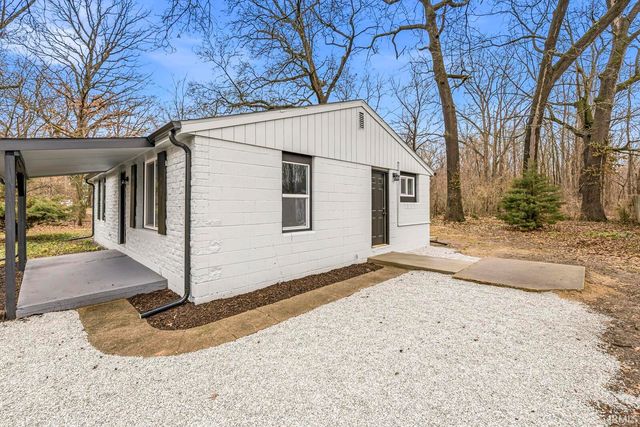 55345 Hollywood Boulevard, South Bend, IN 46628