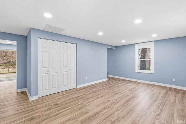 55345 Hollywood Boulevard, South Bend, IN 46628