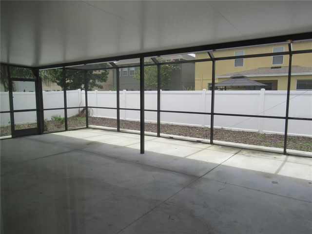 2822 MAPLE BROOK LOOP, Lutz, FL 33558
