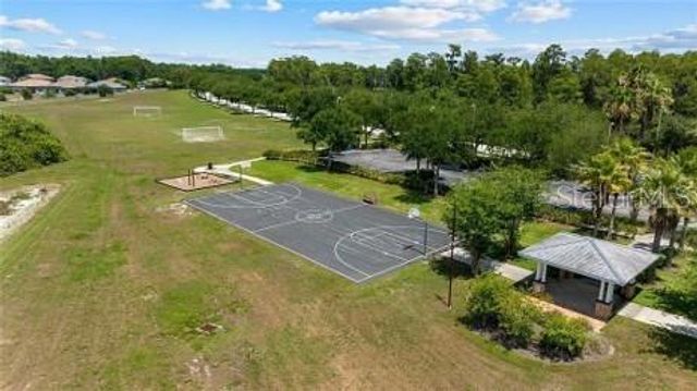 2822 MAPLE BROOK LOOP, Lutz, FL 33558