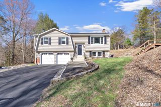 52 Cook Lane, Beacon Falls, CT 06403