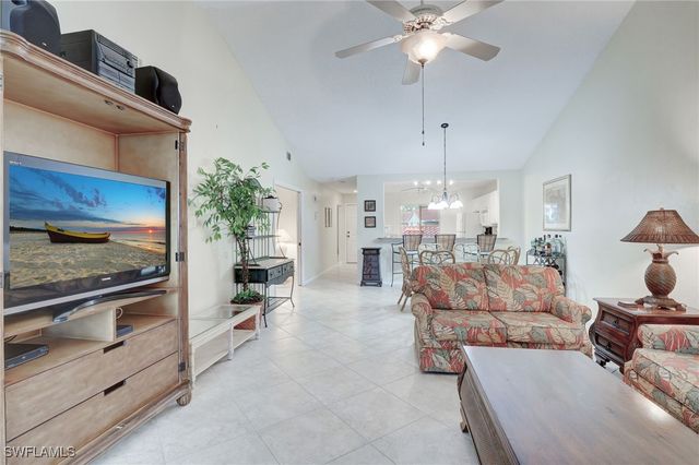 5875 Cobblestone LN D202, Naples, FL 34112