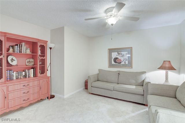 5875 Cobblestone LN D202, Naples, FL 34112