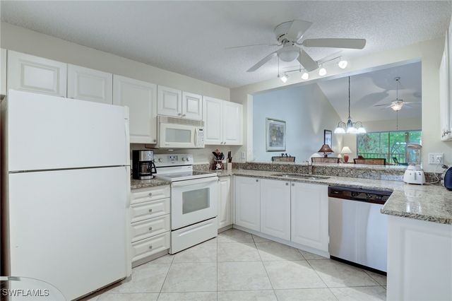 5875 Cobblestone LN D202, Naples, FL 34112