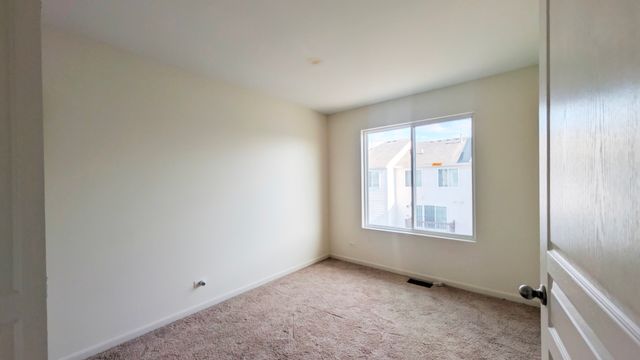 593 Treble Lane 593, Volo, IL 60073