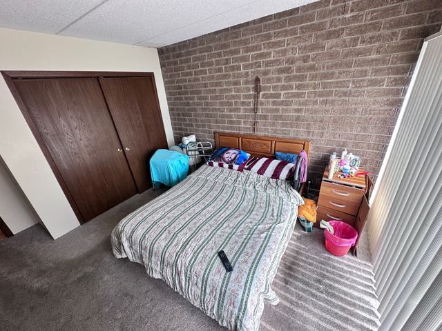 804 Kenneth Circle 804, Elgin, IL 60120