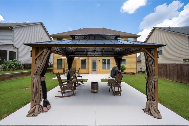 47 Maple Hill Drive, Newnan, GA 30265