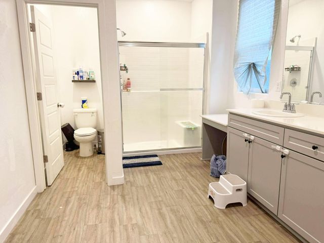 2844 N Vahe Avenue, Fresno, CA 93737