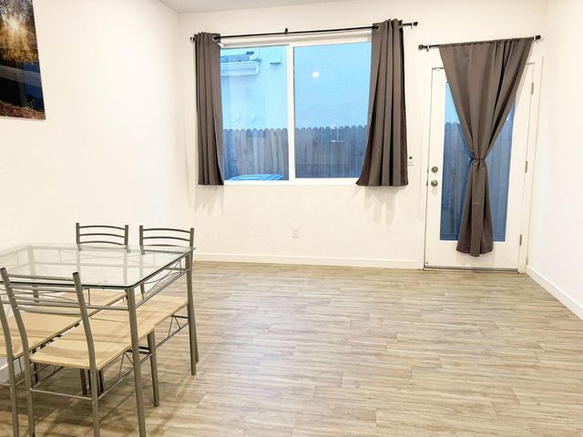 2844 N Vahe Avenue, Fresno, CA 93737