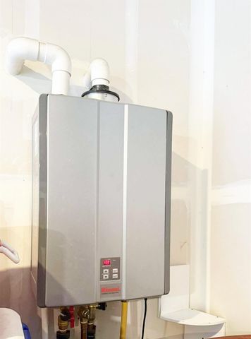 2844 N Vahe Avenue, Fresno, CA 93737