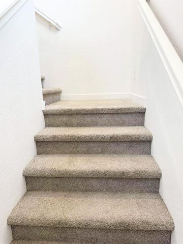 2844 N Vahe Avenue, Fresno, CA 93737