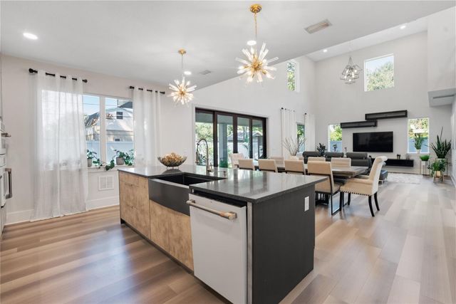 2140 CATALINA DRIVE, Clearwater, FL 33764