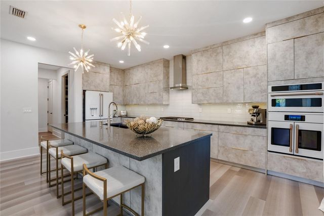 2140 CATALINA DRIVE, Clearwater, FL 33764