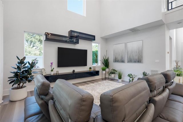 2140 CATALINA DRIVE, Clearwater, FL 33764